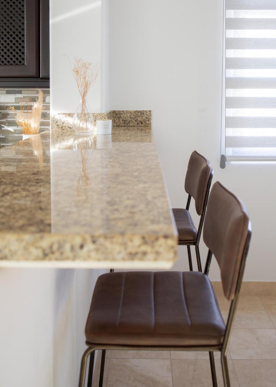 Family With Private Garden & Hot Tub, 10 Min From Medano Pousada